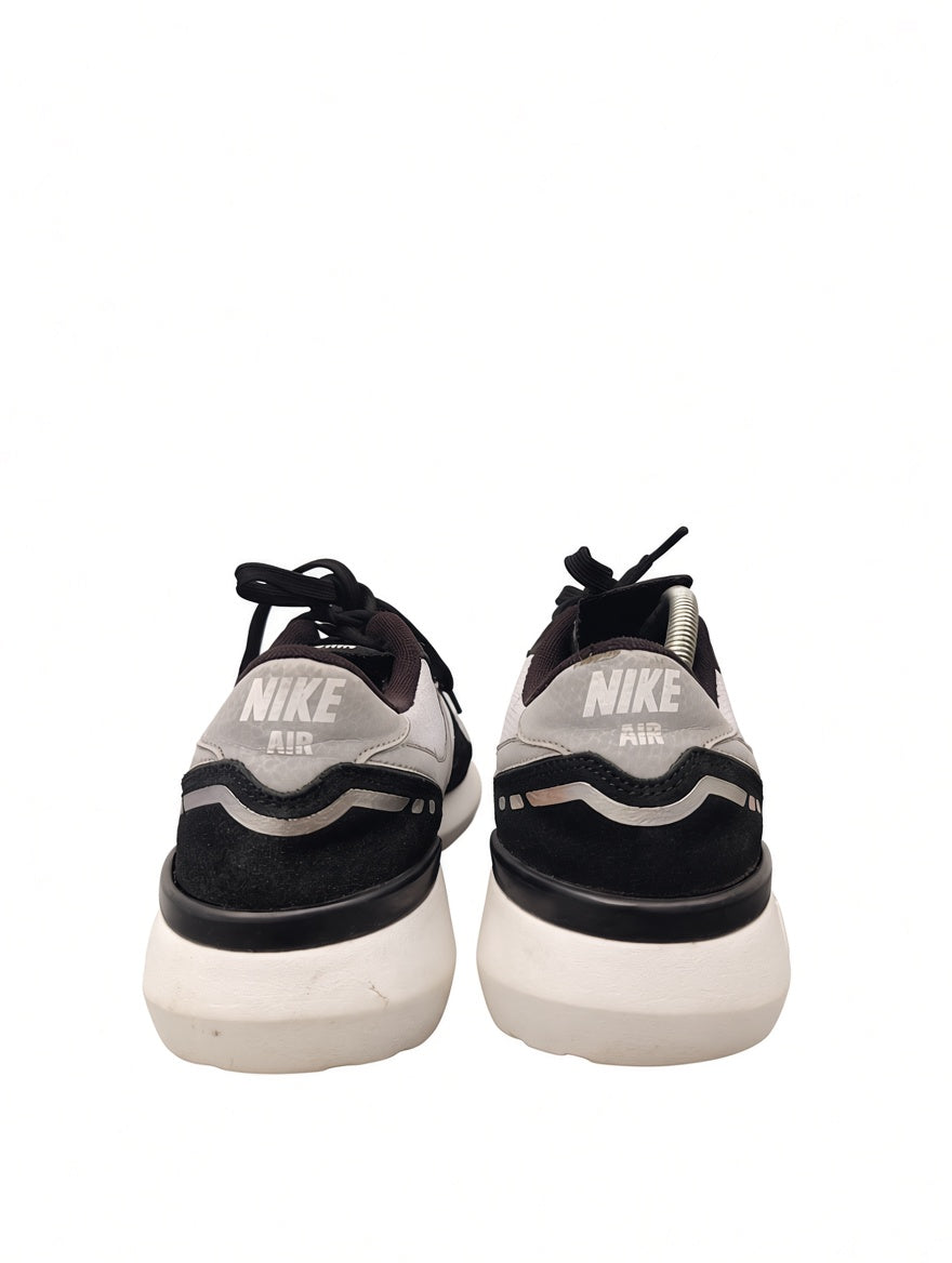 Nike Lifestyle / Training Shoe