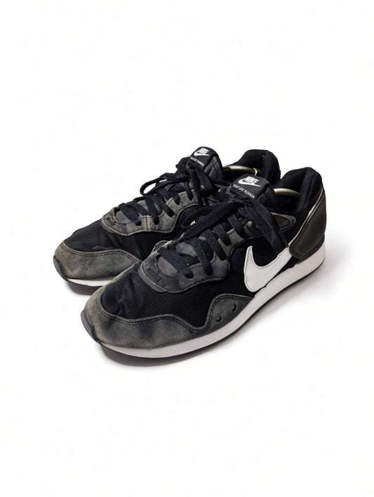 Nike Venture Runner