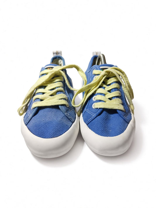 Levi's Retro Canvas Low-Top Sneaker