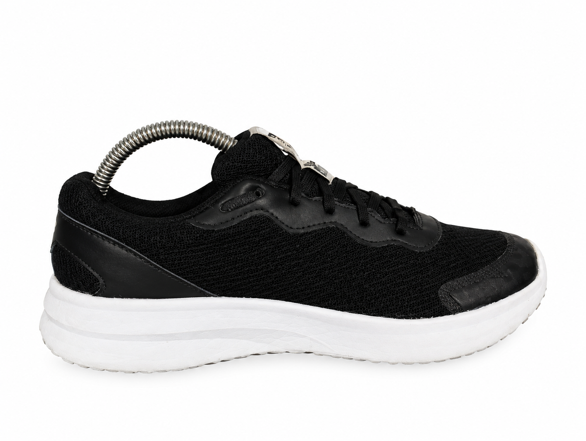 New Balance Black & White Performance Running Shoes