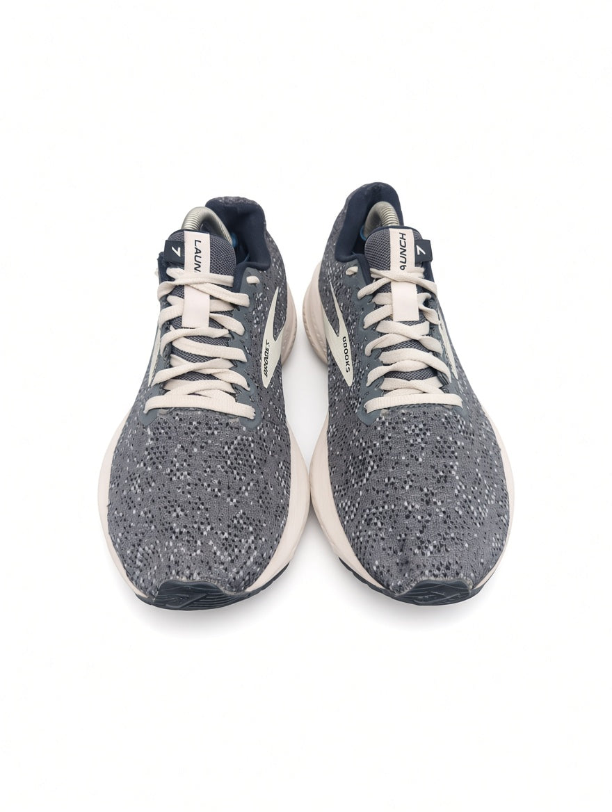 Brooks Neutral Running Sneakers – Black/Cream