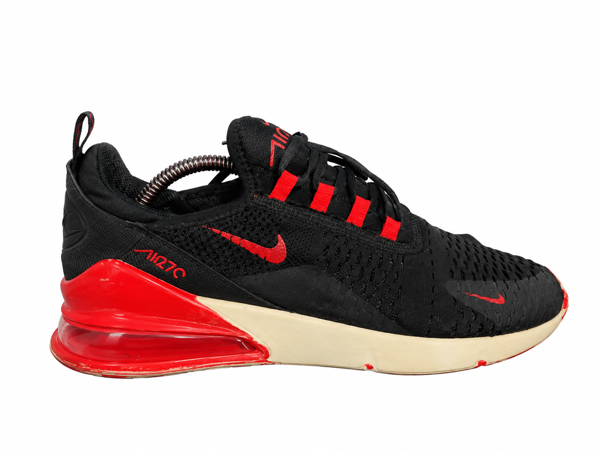 Nike Air Max 270 – Black/Red