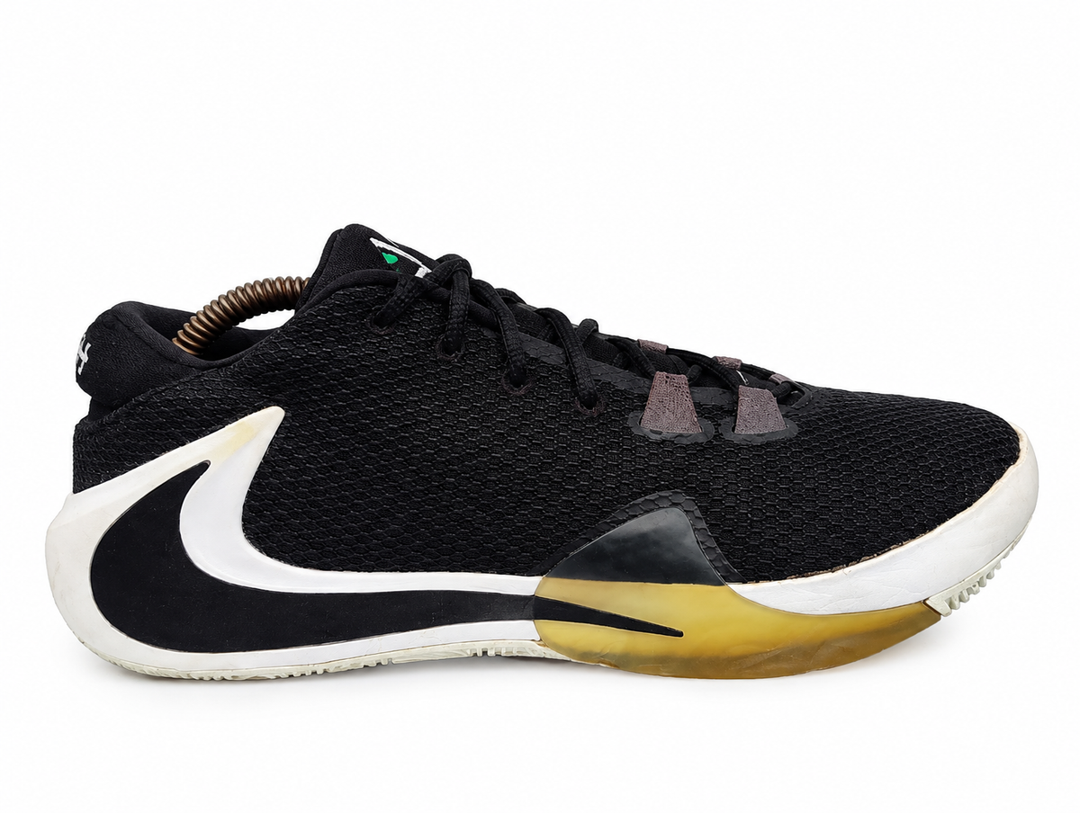 Nike Black/White/Gold Training