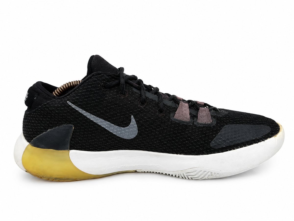 Nike Black/White/Gold Training