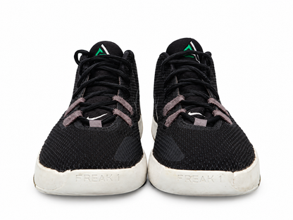 Nike Black/White/Gold Training