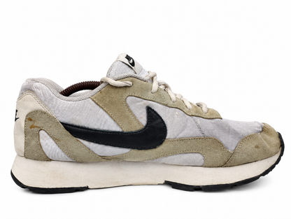 Nike Internationalist