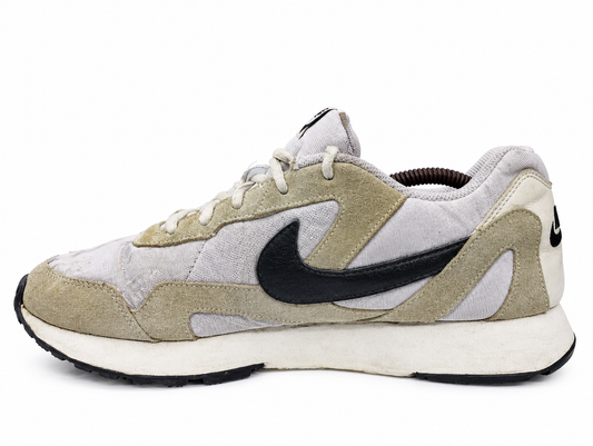 Nike Internationalist