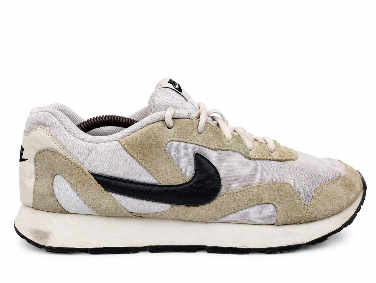 Nike Internationalist
