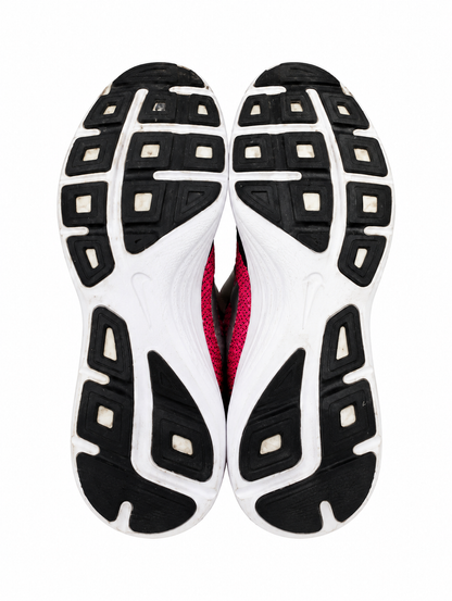 Nike Revolution