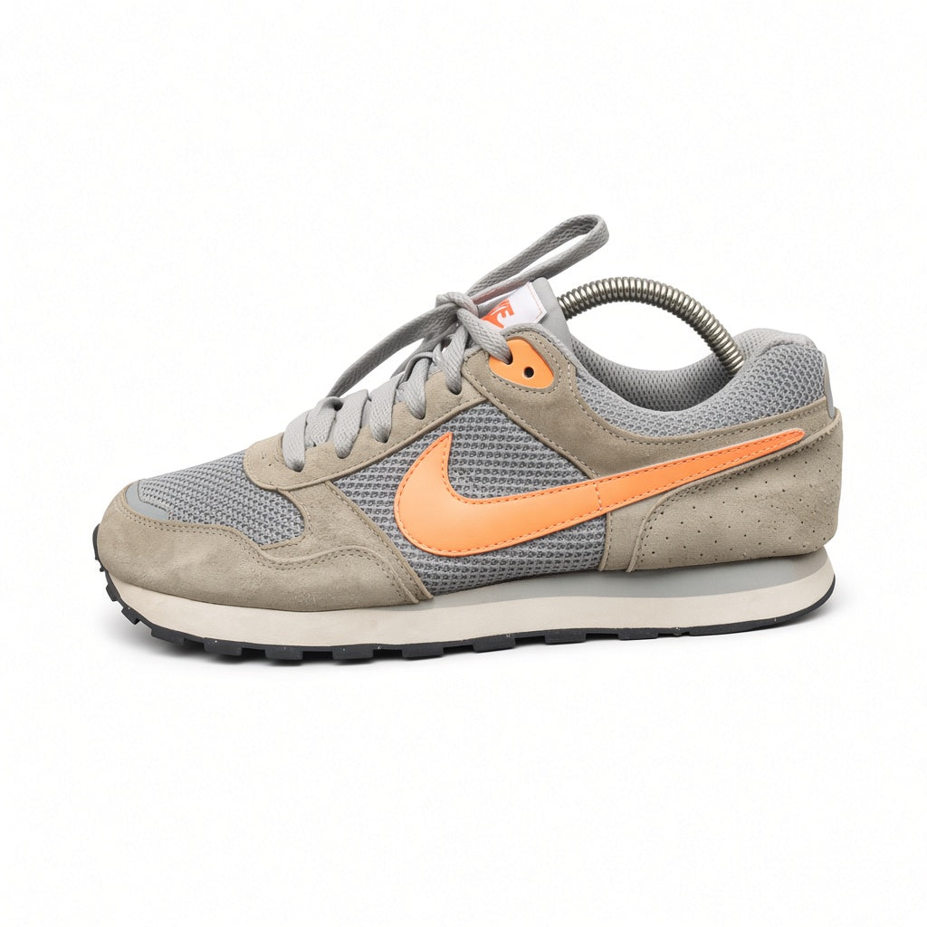 Nike Internationalist