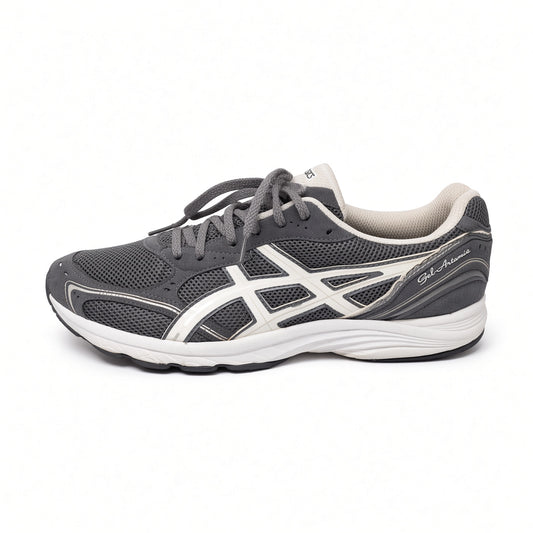 Article Name: ASICS GEL-100 TR