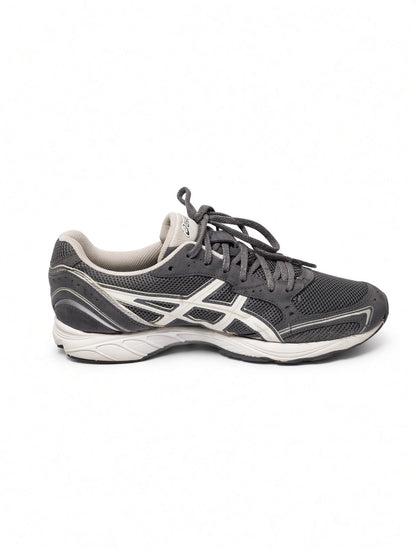 Article Name: ASICS GEL-100 TR