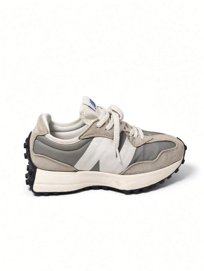 New Balance 327