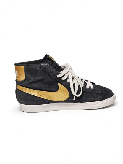 Nike Wmns Blazer Mid