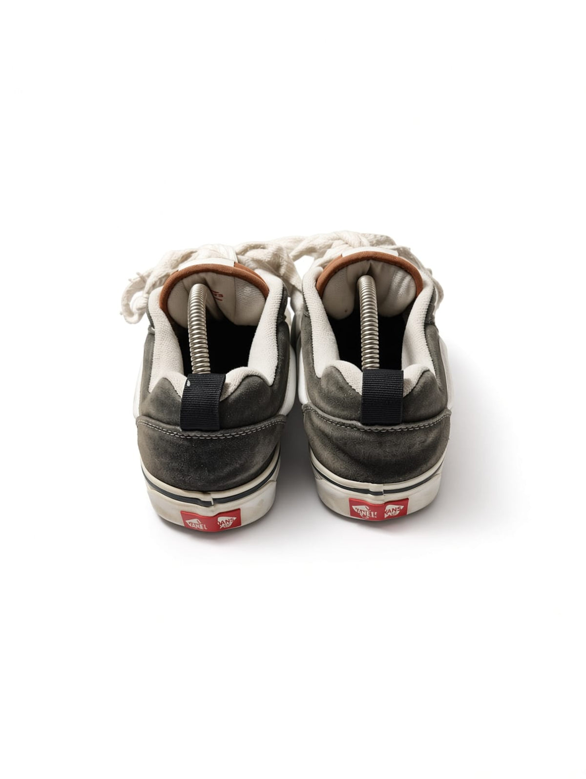 Vans Knu Skool