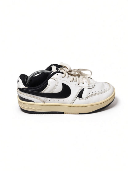Nike Women's Gamma Force