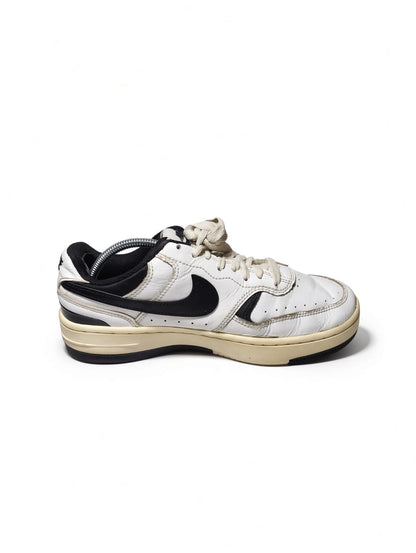 Nike Women's Gamma Force