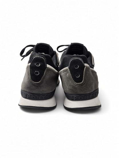 Nike Venture Runner