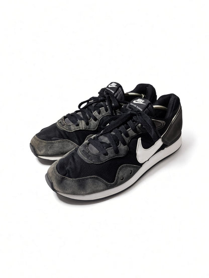Nike Venture Runner