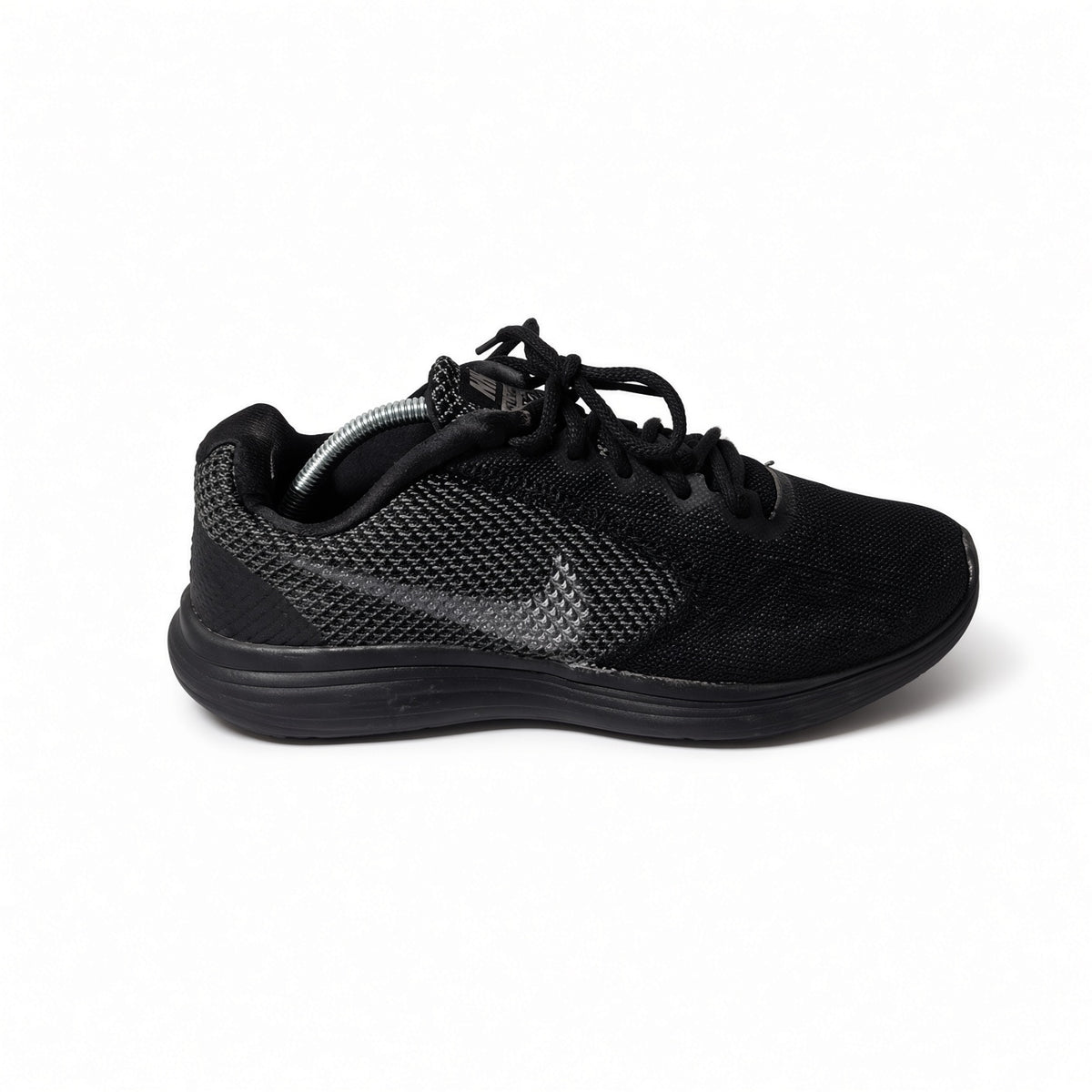 Nike Revolution 4