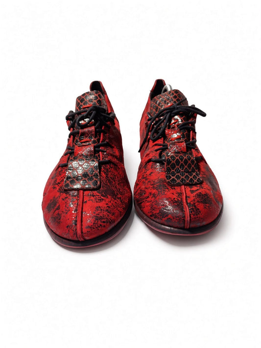 Red & Black Textured Leather Lace-Up