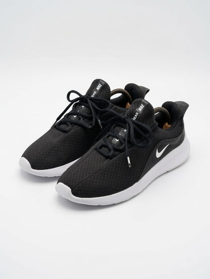 Nike Viale/Tanjun