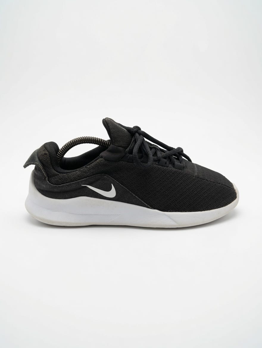 Nike Viale/Tanjun