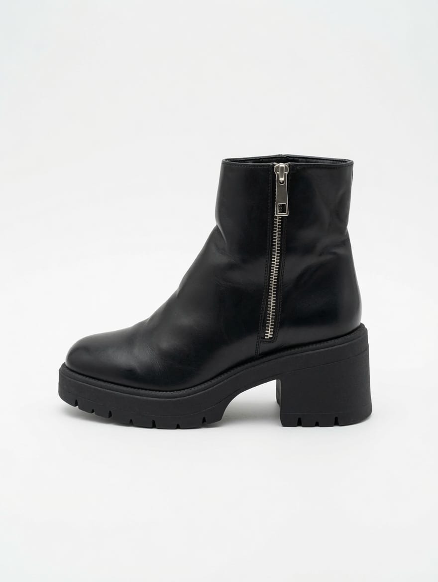 Berksha Chunky Heel Ankle Boots