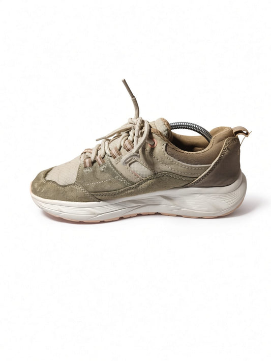 Women's Waterproof Trail Sneaker