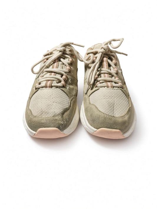 Women's Waterproof Trail Sneaker