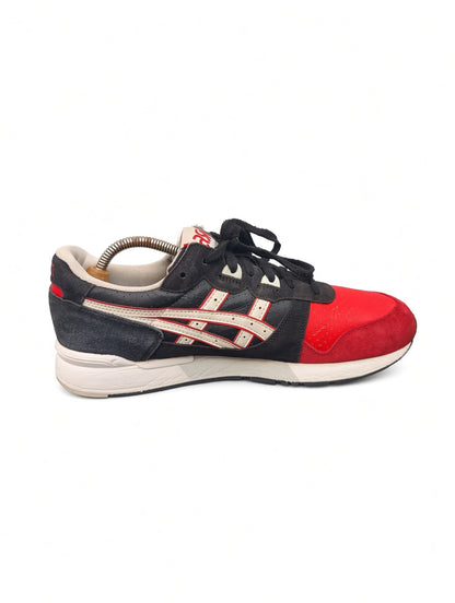 ASICS Gel-Terrain Classic Red
